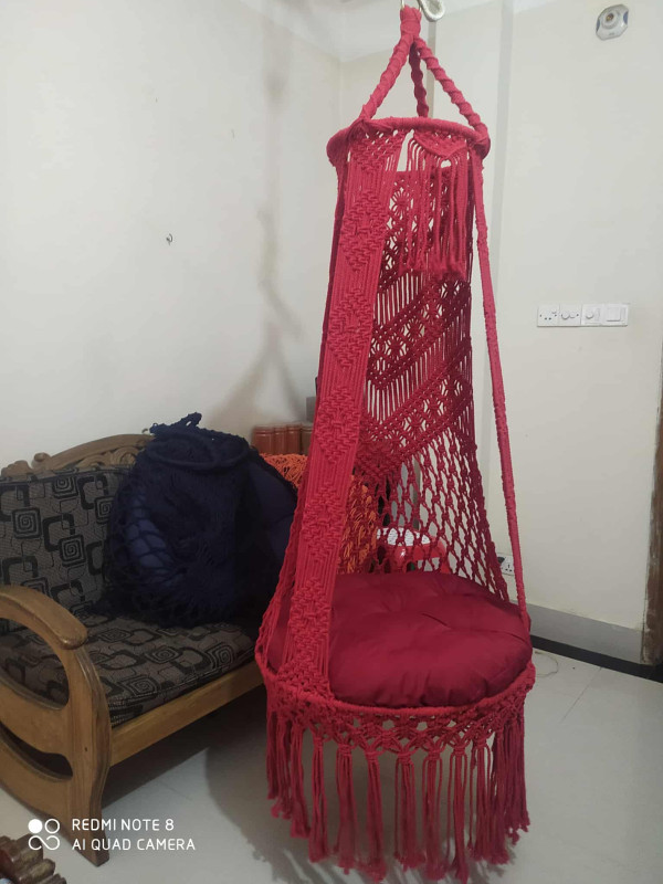 Premium Quality Dolna Chair